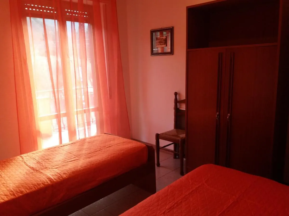 بيت للعطل Casa Fronte Gole Alcantara Motta Camastra