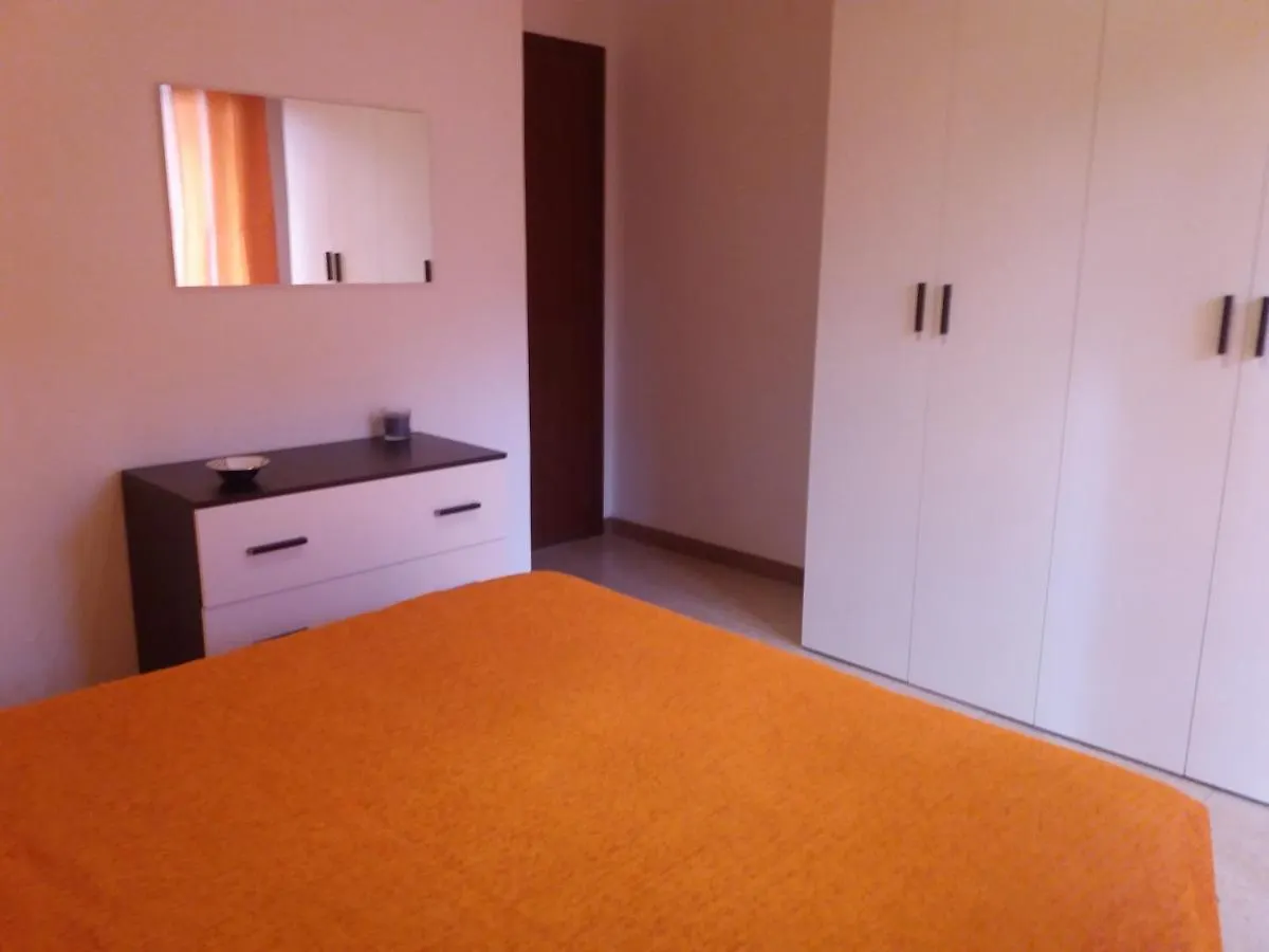 Casa Fronte Gole Alcantara Motta Camastra